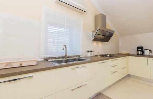 Kali Apartment | 2 bedroom amazing apartment in Kali