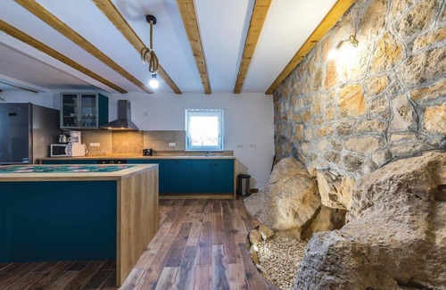 Ljubitovica House | 2 bedroom amazing home in Ljubitovica