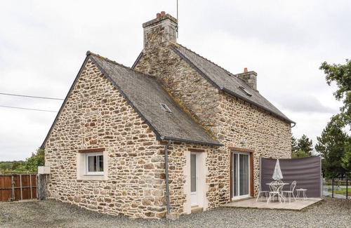 Brelidy House | 2 bedroom amazing home in Brélidy