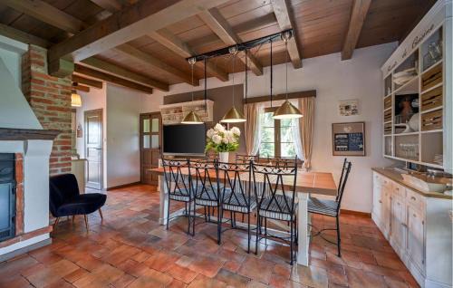 Varazdinske Toplice House | 2 Bedroom Amazing Home In Vrtlinovec