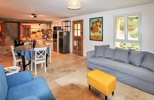 Apt House | 2 bedroom amazing home in Apt