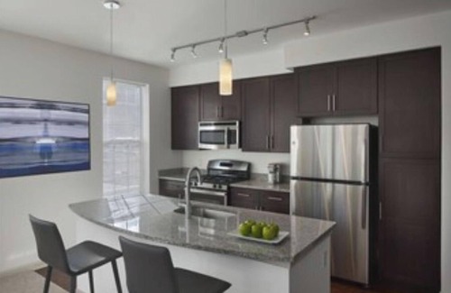 Newtown Square Apartment | 2-Bedroom Apartment - 7-day min. - Background check/Lease Required