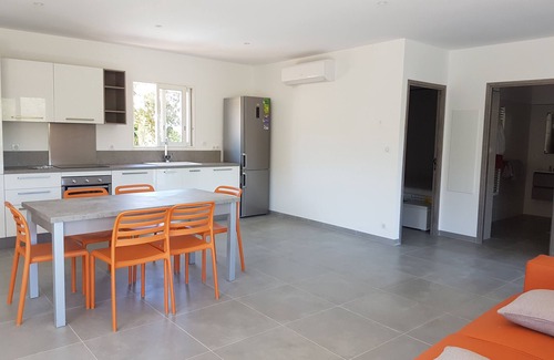 Olmeto Apartment | 2 bedroom apartment 200 meters from the WIFI beach, balconies, terraces,