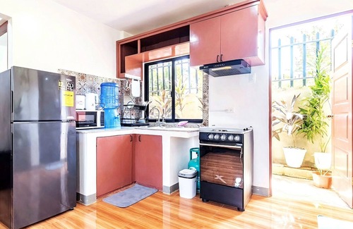 Liloan Apartment | 2 Bedroom Apartment ~ 5 minutes to Grand Mall