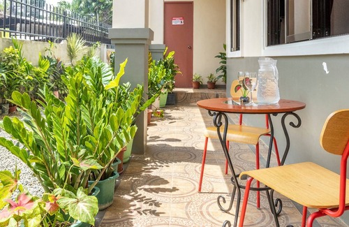 Liloan Apartment | 2 Bedroom Apartment ~ 5 minutes to Grand Mall