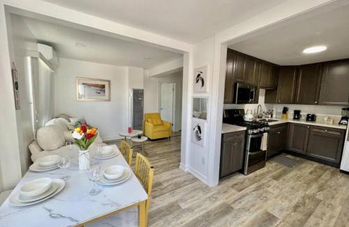 City Heights Apartment | 2-bedroom apartment Central San Diego!