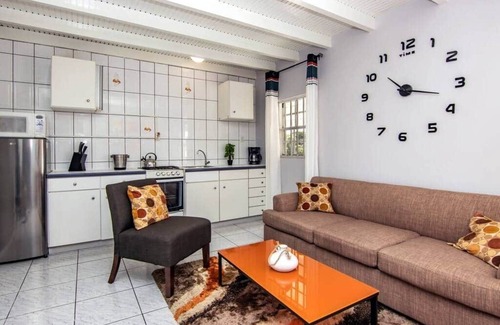 Colon Apartment | 2 bedroom Apartment - F