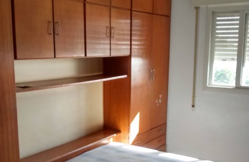 Aparecida Apartment | 2 bedroom apartment facing the beach with balcony with shopping mall/aquarium/restaurants.