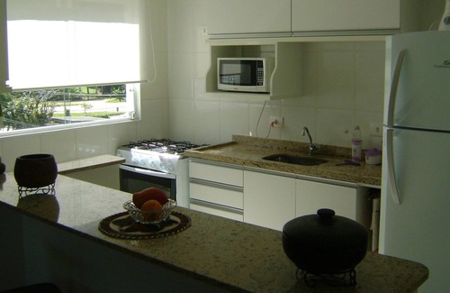 Praia da Enseada Apartment | 2 Bedroom Apartment For Sale, london, E14, United Kingdom