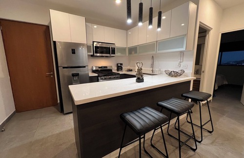 Monterrey Municipality Apartment | 2-bedroom apartment in welcoming Monterrey with AC, WiFi Balconies amazing views