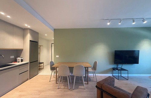 Golem Apartment | 2-bedroom apartment in beautiful Golem with WiFi, AC