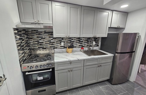 Carteret House | 2 Bedroom apartment in nice and quiet neighborhood