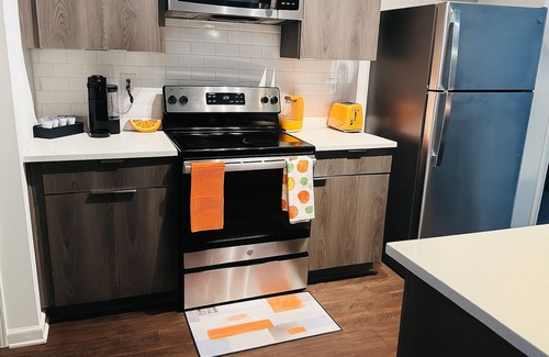 Madison Apartment | 2-bedroom apartment in tranquil Madison with WiFi, fitness room, AC