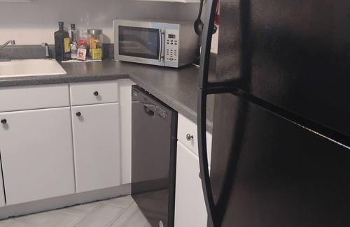 North Chesterfield Apartment | 2-bedroom apartment in charming Bon Air, with WiFi, AC, Pool. Pet Friendly.