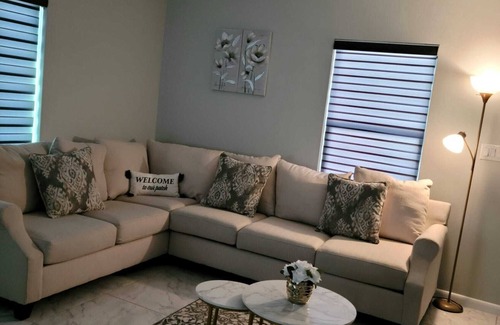 San Juan Apartment | 2-bedroom Apartment in San Juan near stores