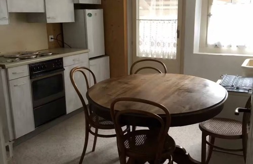 Schmitten Apartment | 2-Bedroom Apartment Near Davos – Ideal for WEF Visitors