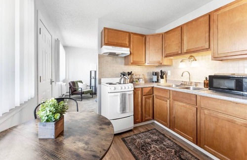 Gibraltar Apartment | 2 Bedroom Apartment-Nearby parks and marina!
