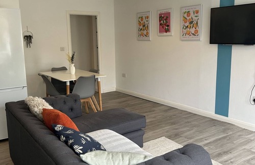 Horley Apartment | 2 Bedroom apartment near Gatwick