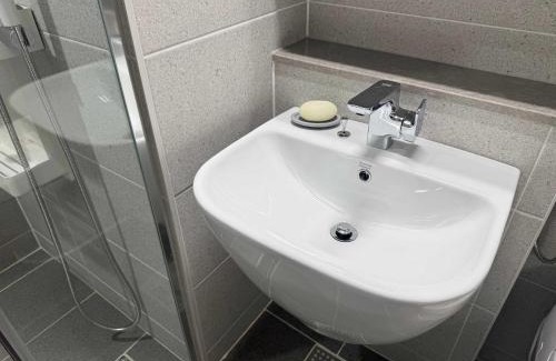 Dunchon-dong Apartment | 2-Bedroom Apartment Near Asan Medical Center
