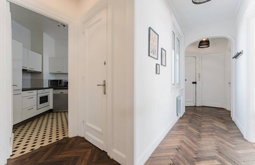 Lille Centre Ville Apartment | 2 bedroom apartment, near metro
