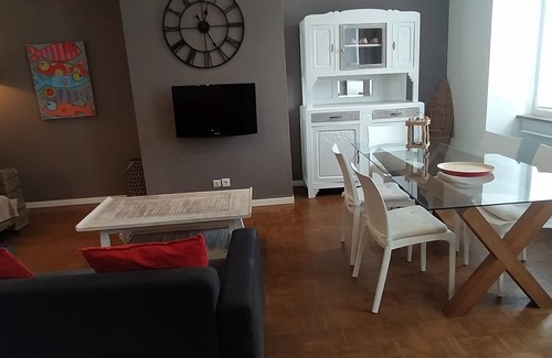 Lesneven Apartment | 2-bedroom apartment on 2nd floor for 4 people max.