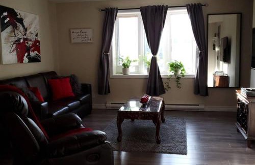 Downtown Gatineau Apartment | 2-Bedroom Apartment Sweet #2 by Amazing Property Rentals