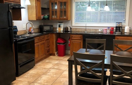 Highlands - Perkins Apartment | 2 bedroom apartment next to LSU campus