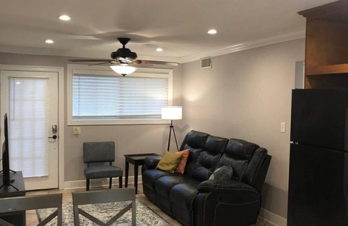 Highlands - Perkins Apartment | 2 bedroom apartment next to LSU campus