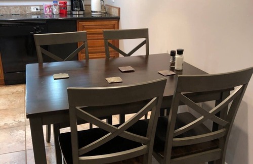 Highlands - Perkins Apartment | 2 bedroom apartment next to LSU campus