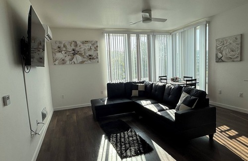 Farrelly Pond District Apartment | 2-bedroom apartment in peaceful San Leandro with AC, WiFi