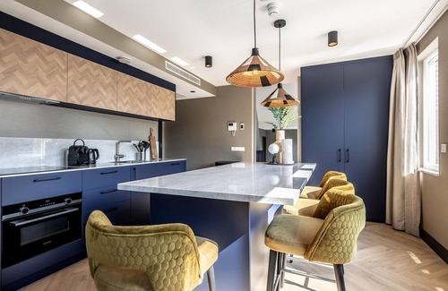 Delft Apartment | 2-bedroom apartment with canal view.