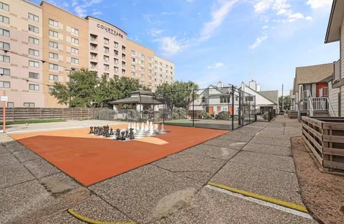 Braeswood Place Apartment | 2-bedroom Apt in Med Center NRG