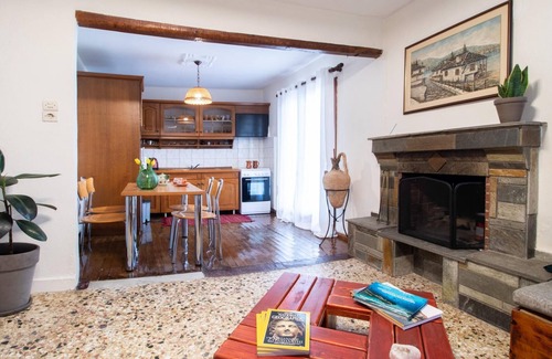 Kavala House | 2 Bedroom Art House in Kavala