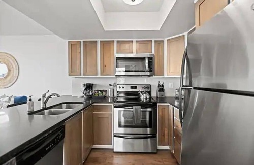 West End Apartment | 2 Bedroom Austin Apartment with Awesome Views!