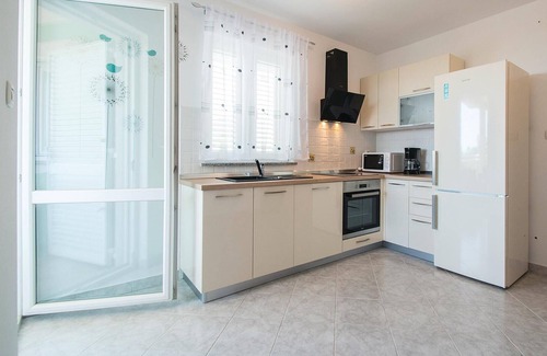 Bartici Apartment | 2 bedroom awesome apartment in Labin