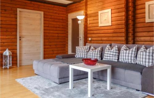 Arrach Apartment | 2 Bedroom Awesome Apartment In Arrach