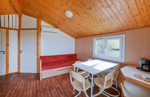 Barjac House | 2 bedroom awesome home in Barjac