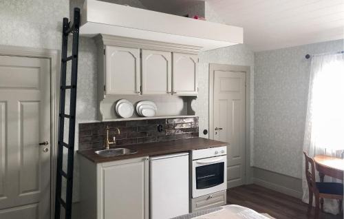 Degerhamn House | 2 Bedroom Awesome Home In Degerhamn