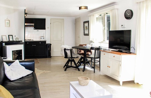 Hattemerbroek House | 2 bedroom awesome home in Hattemerbroek