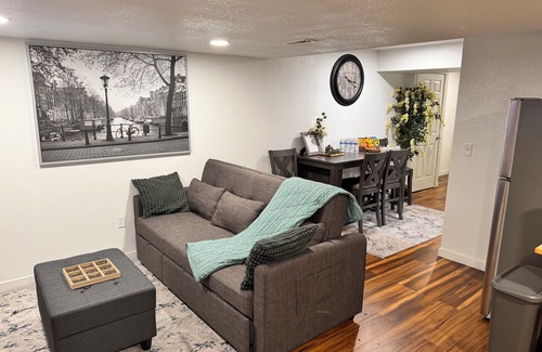 Aurora House | 2 bedroom basement with private entrance, 11m to DIA and 1m to Gaylord Rockis