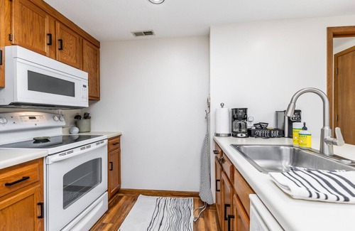 The Galena Territory House | 2 Bedroom, beautiful end unit