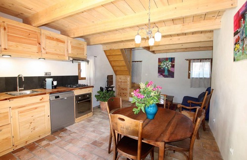 Saint-Didier House | 2 bedroom beautiful home in ST Didier