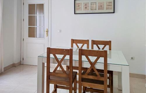 Carmona House | 2 Bedroom Beautiful Home In Carmona