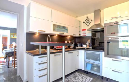 Gorges House | 2 Bedroom Beautiful Home In Gorges