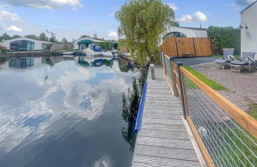 Lemmer House | 2 bedroom beautiful home in Lemmer