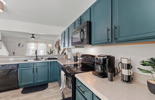 Westgate House | 2-Bedroom BoHo Oasis Townhome