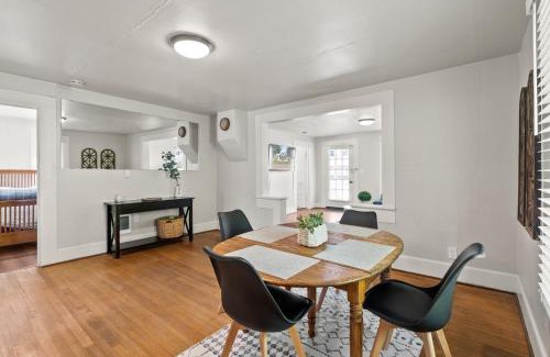 Vancouver House | 2-Bedroom Bungaloo nestled close to Urban Centers