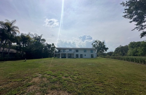 Orlando House | 2-bedroom bungalow with WiFi, AC in welcoming Central/Universal Orlando area.