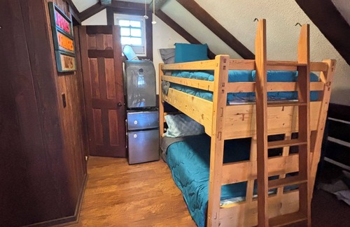 Arlington Cabin | 2-bedroom cabin located in the foothills of N.Wilkesboro & 8-mins to Speedway!