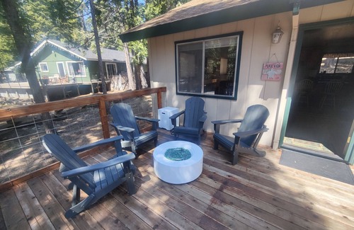 Lake Almanor West Cabin | 2-bedroom cabin in Lake Almanor West.